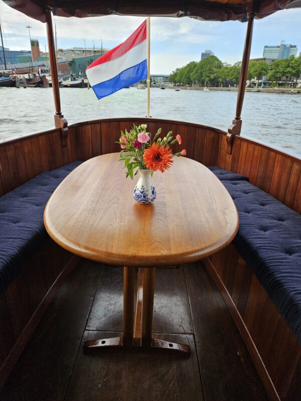 ritz saloonboat outdoor table